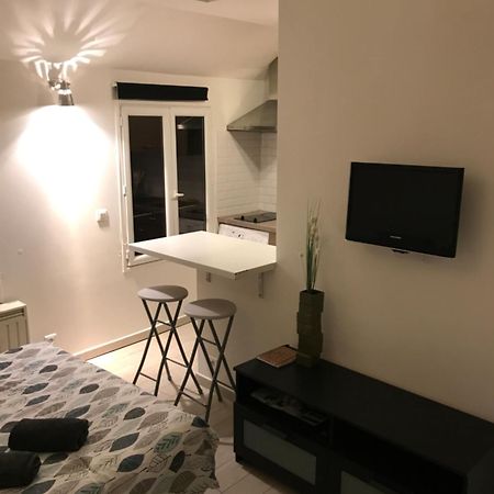 Le Studio - Hyper Centre De Fontainebleau - Proche Insead Dış mekan fotoğraf